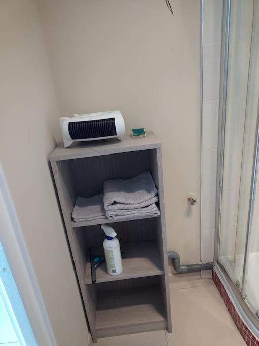 Appartement Charmant 2 Pieces A Aubenas 2Etoiles Extérieur photo