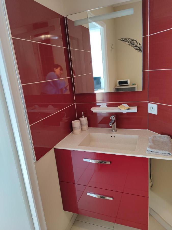 Appartement Charmant 2 Pieces A Aubenas 2Etoiles Extérieur photo